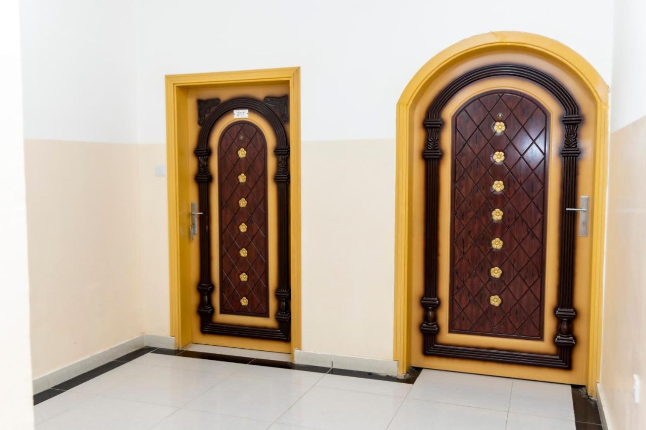 Hotel Arabian Sands الرمال العربية